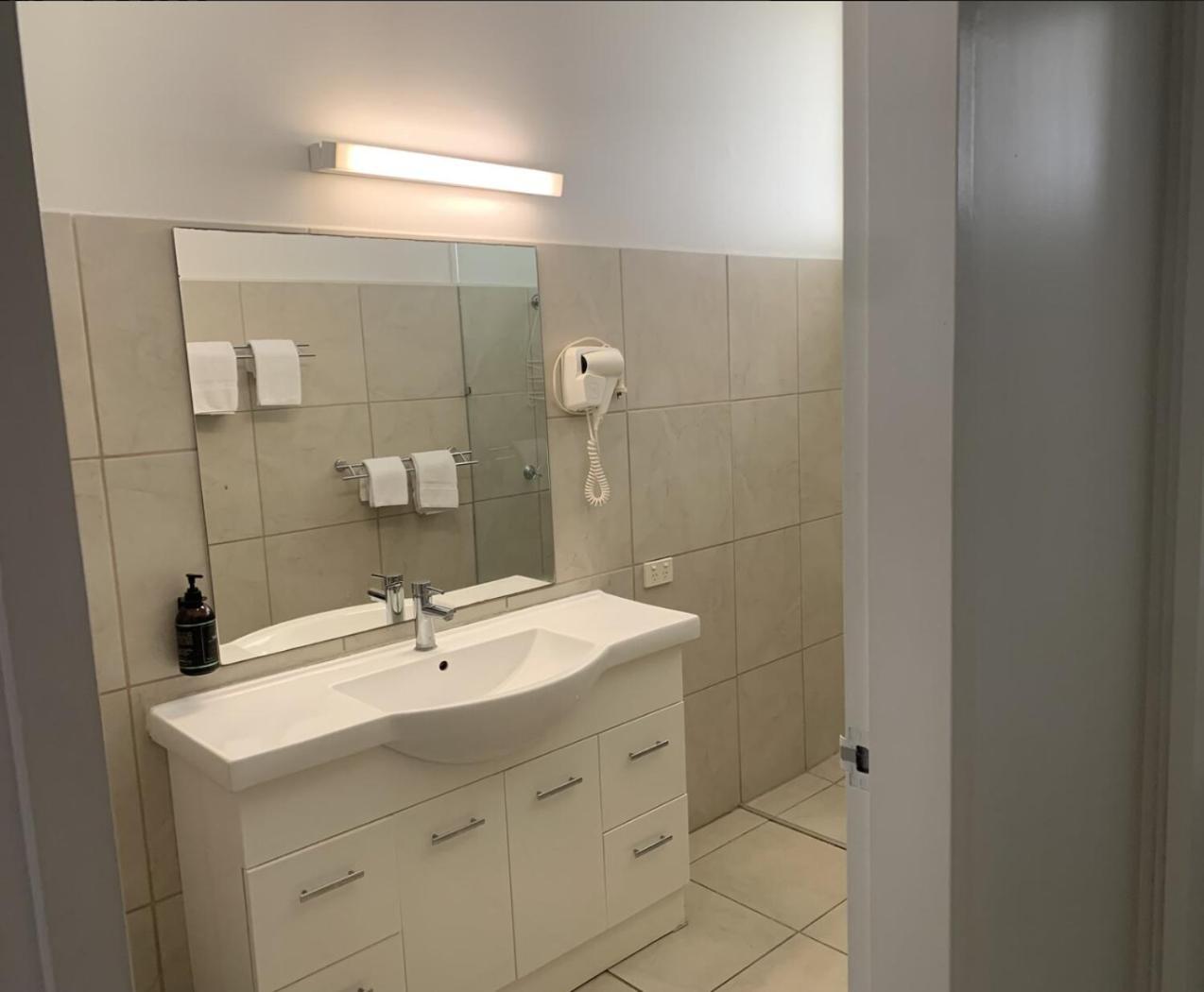Ocean Shores Motel Екстер'єр фото